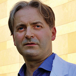 Dr. Luca Roncati