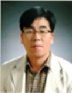 Yong Hoon Lee