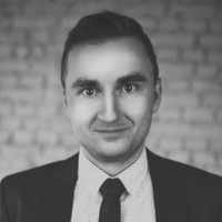 Dr. Tomasz Bąk