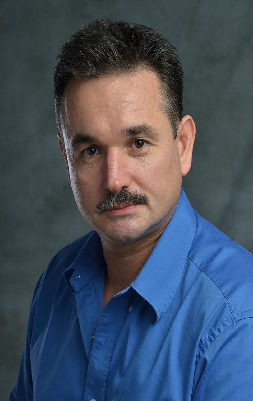 Dragos C Luca