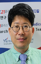 Kyung-Hyun Cho