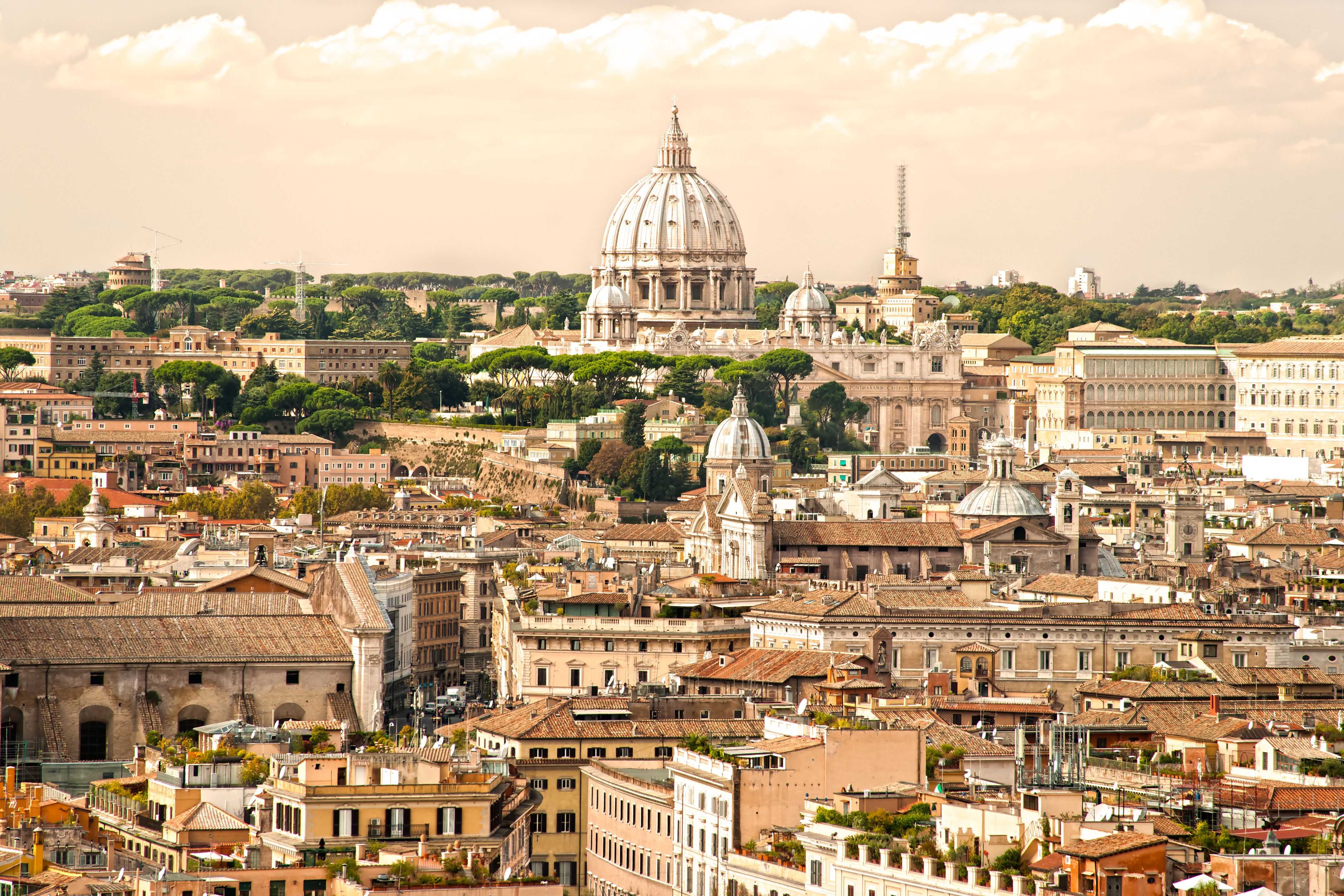 Какая столица ватикана. Рим столица Италии. Рим столица Италии достопримечательности. Италия Рим Ватикан.