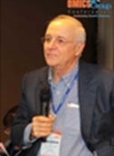 Myron R Szewczuk