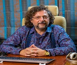 Dr. Albu